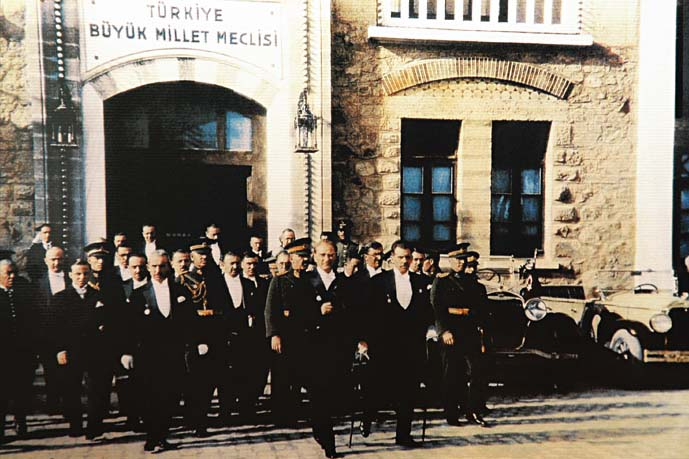 23 NİSAN ULUSAL EGEMENLİK VE ÇOCUK BAYRAMI KUTLAMA MESAJI